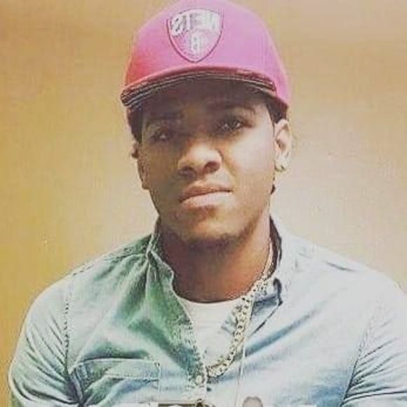 Meet your Posher, Clemente - Picture 1 of 1